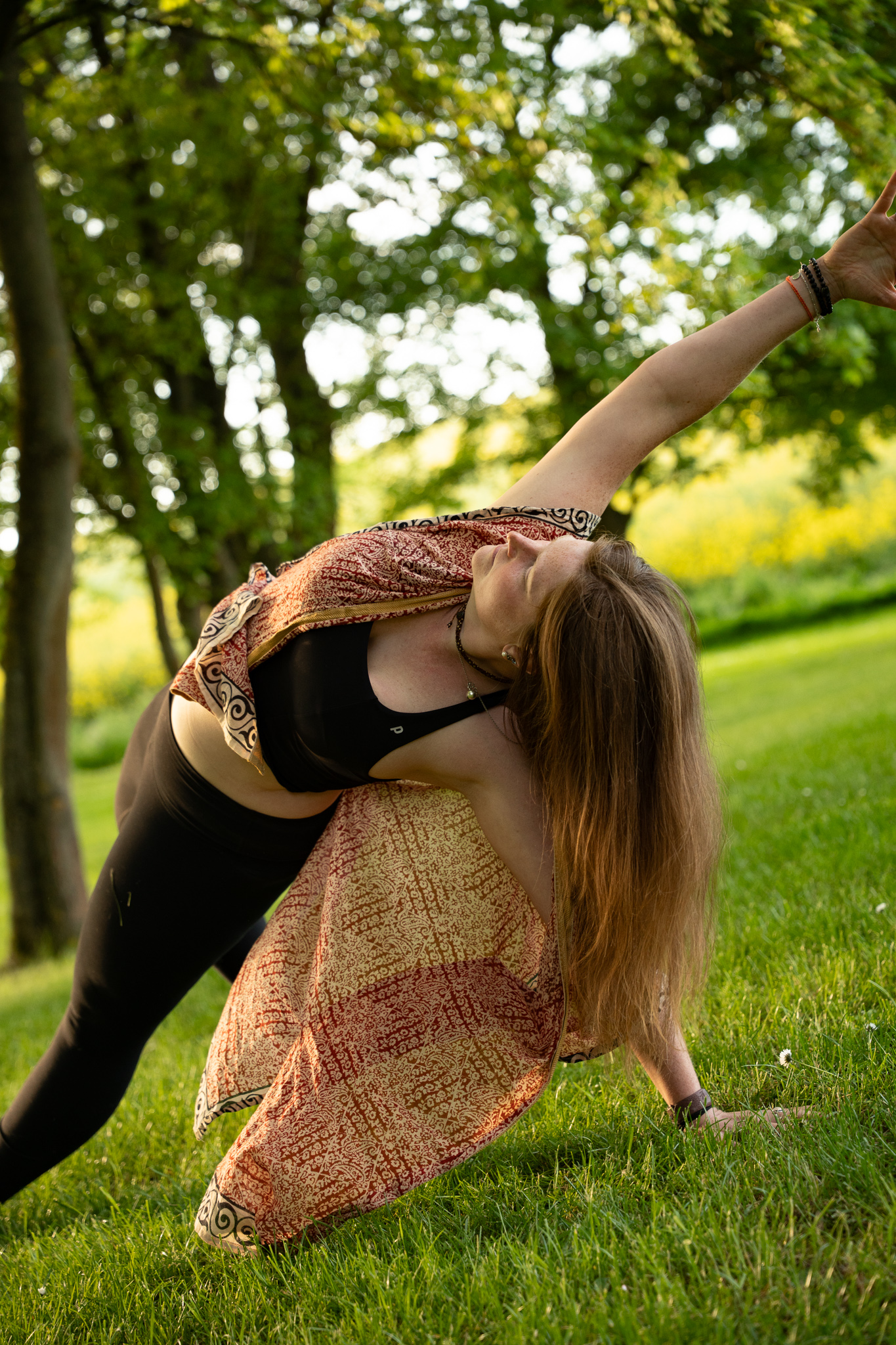 Vinyasa Yoga für Fortgeschrittene (Sommerkurs)